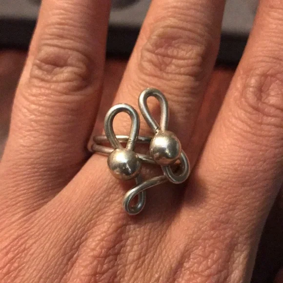 Unique sterling silver ring size 8 - Picture 11 of 12